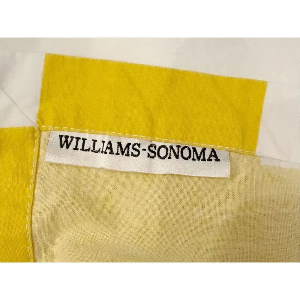 Williams and Sonoma Bunny Tablecloth Spring Easter 70 x 90